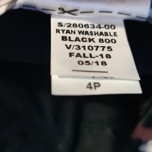 Petite Ryan Slim Straight-Fit Washable Italian Wool Pant - Picture 9 of 10